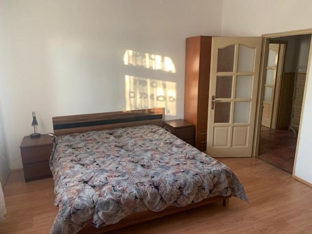 Erd - Csendes, Kenyelmes Csaladi Haz Apartment Bagian luar foto