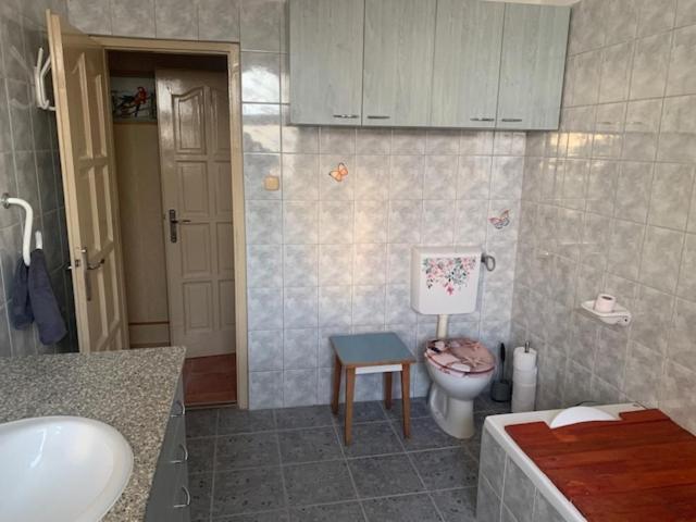 Erd - Csendes, Kenyelmes Csaladi Haz Apartment Bagian luar foto
